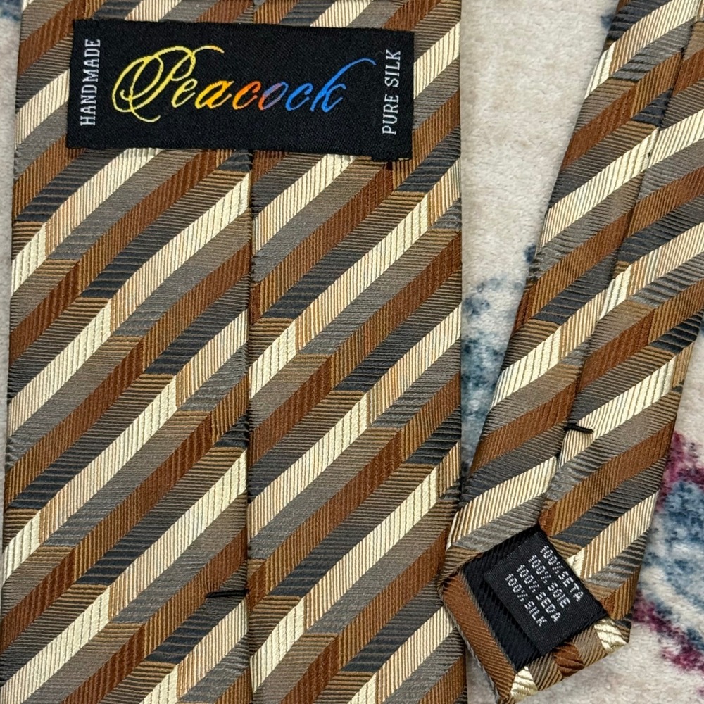 Vintage Peacock Handmade‎ Pure Silk Men Striped Brown Gold Formal Necktie - Picture 3 of 3
